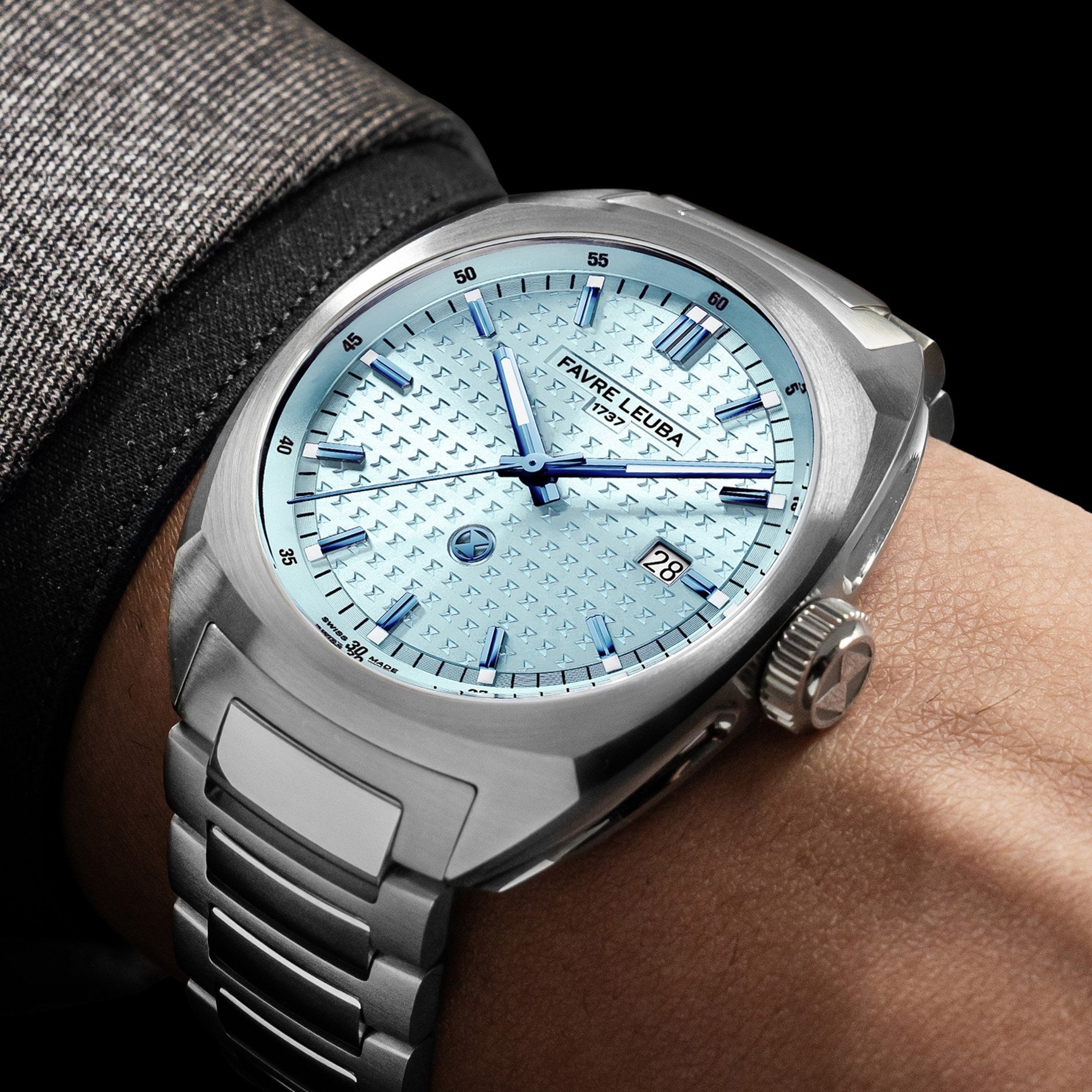 FAVRE LEUBA Chief Date – Ice Blue Dial, Steel Bracelet — 2
