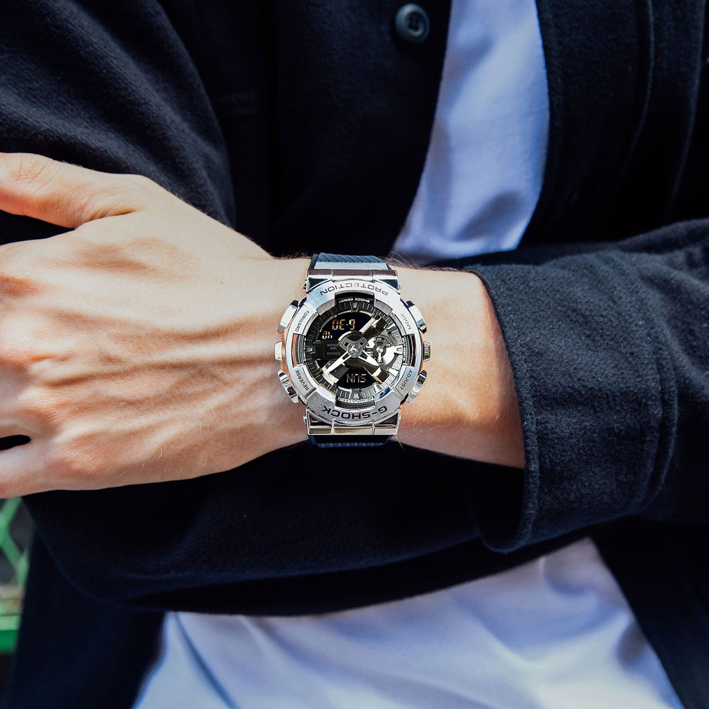 G-SHOCK GM-110-1A - Metal-Clad Analog-Digital - 2