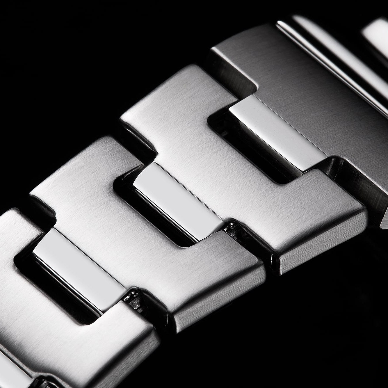 G-SHOCK GM-2110D-7A - Metal-Clad Octagon - 7