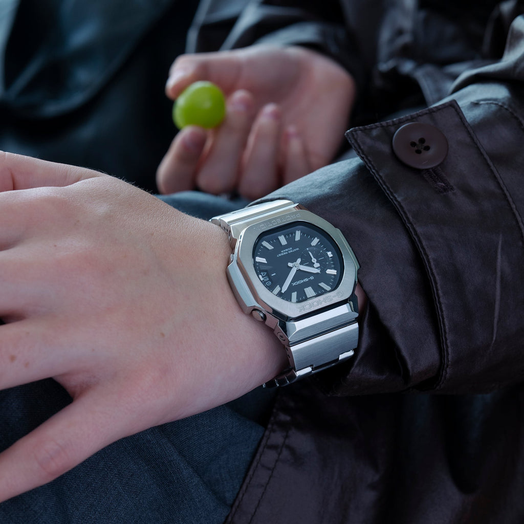 G-SHOCK GMC-2500D-1A - Metal-Clad Analog Octagon - 2