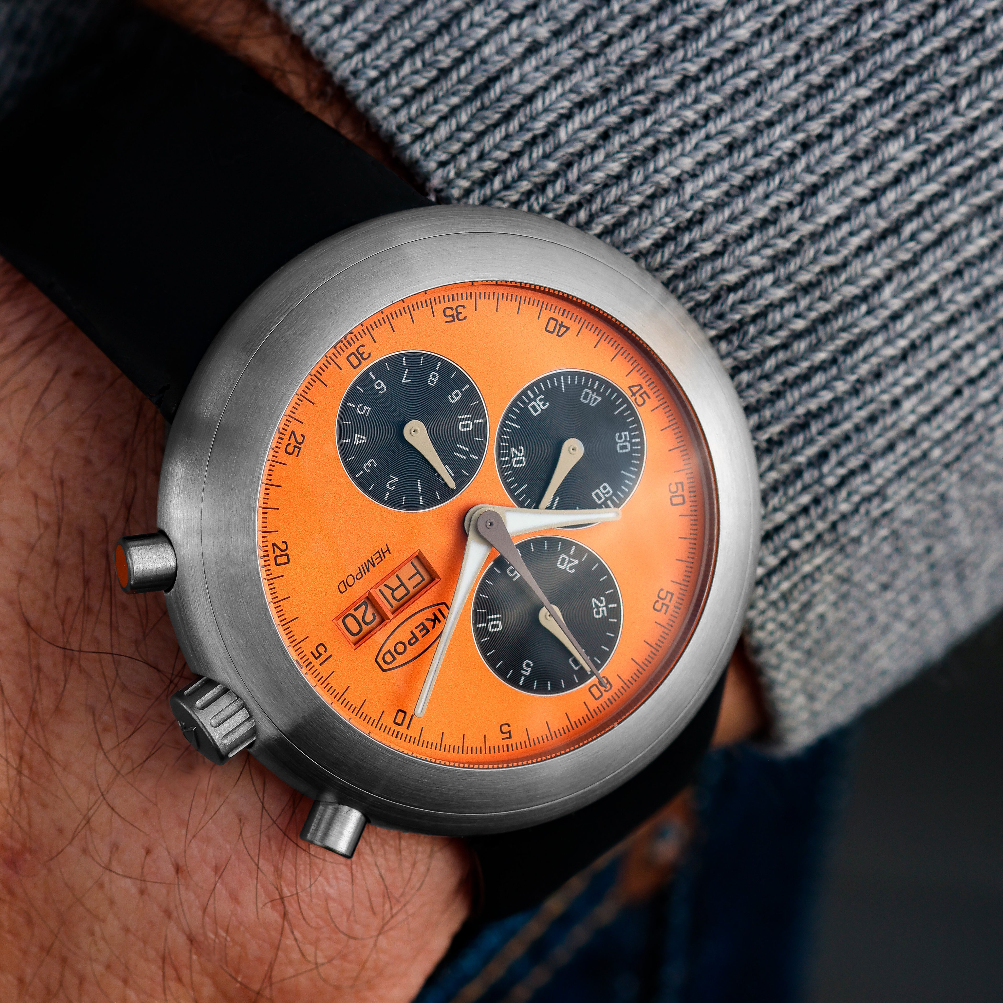 Hemipod HE11 Day Date Orange — 3