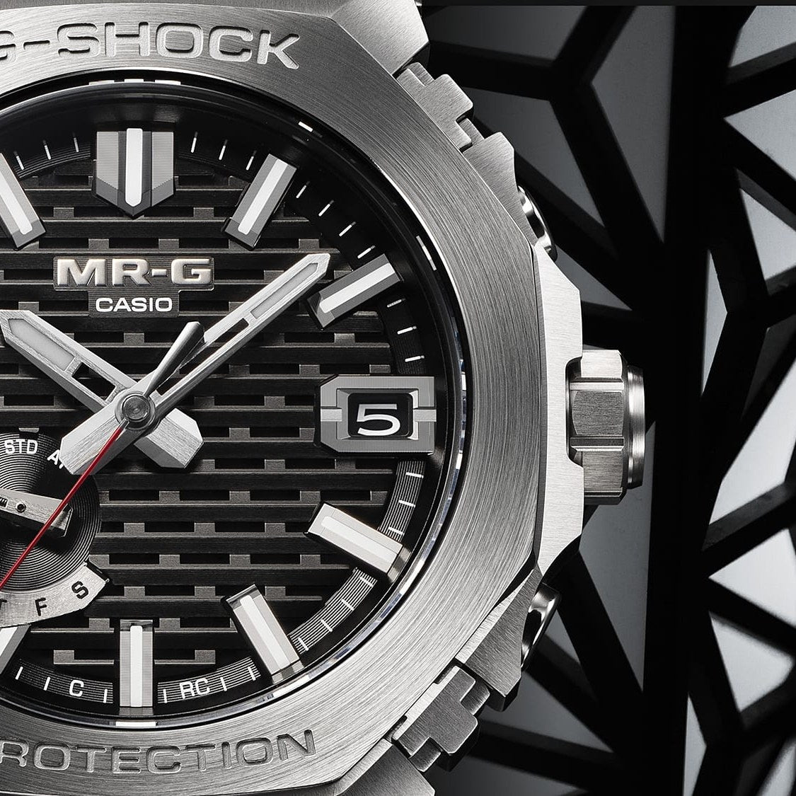 MR-G MRG-B2100D-1A — Titanium Octagon — 10
