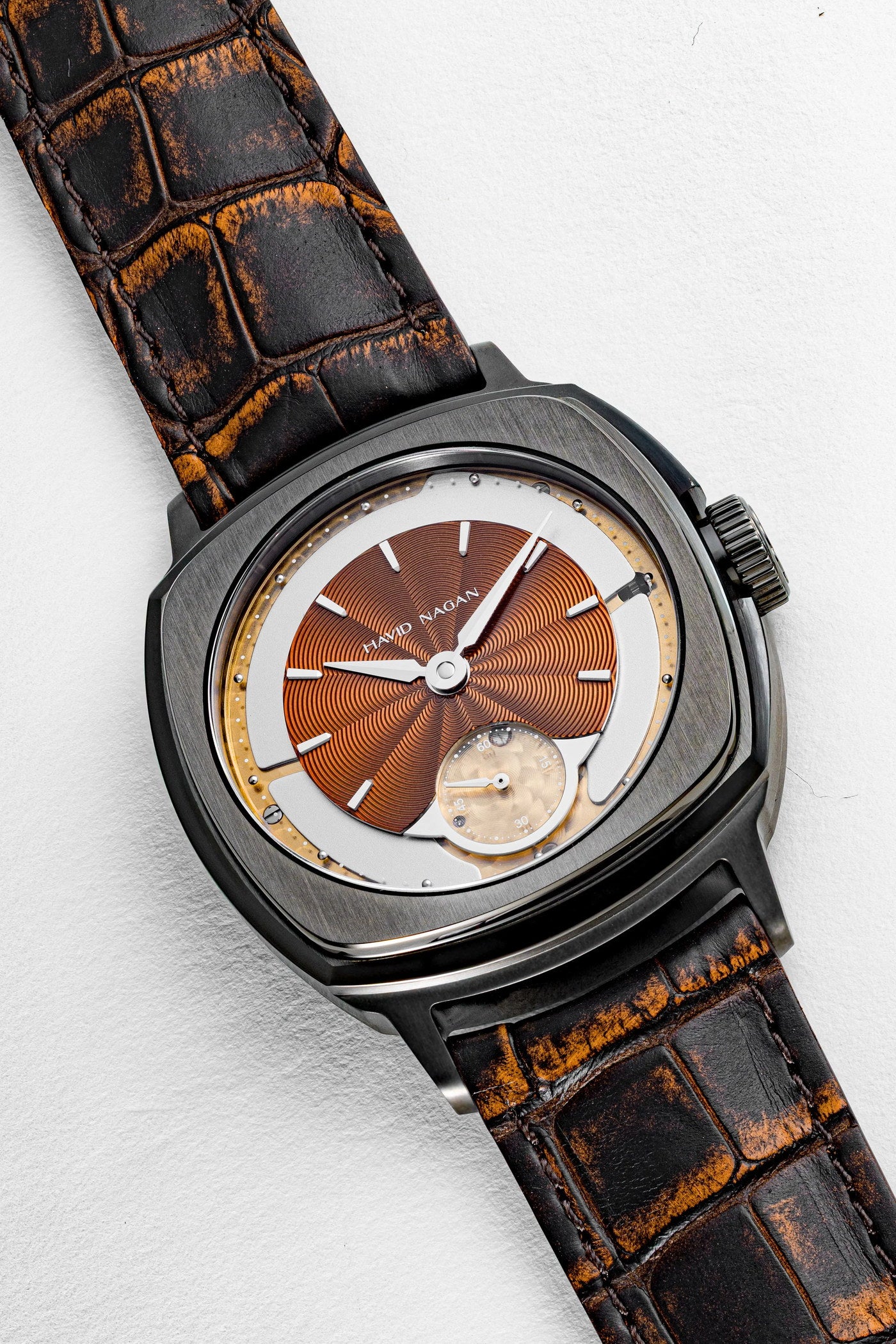 HN02 cushion case in DLC-treated Grade-5 titanium
